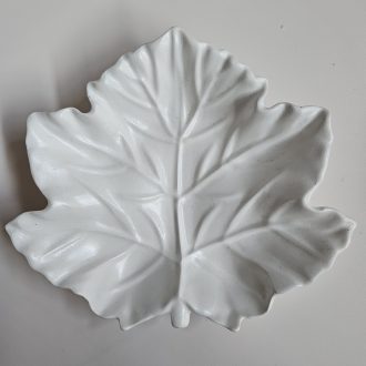 Autumn Leaf Tray – Χειροποίητος Πορσελάνινος Δίσκος